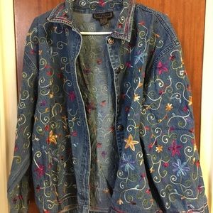 Women’s 3XL Floral JeanJacket (bottom button gone)